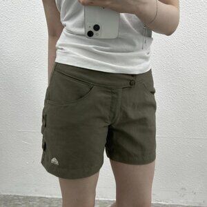 Nike Women's ACG Shorts All Conditions Gear Trail Hiking Running Size 4